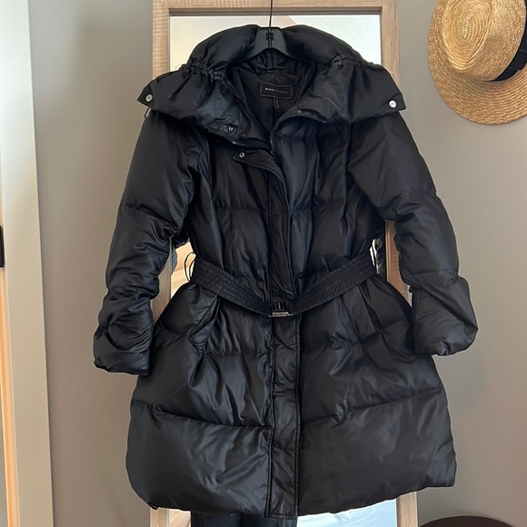 BCBGMaxAzria Jackets & Blazers - BCBGMAXAZRIA | Belted Zip-Up Puffer Coat, L